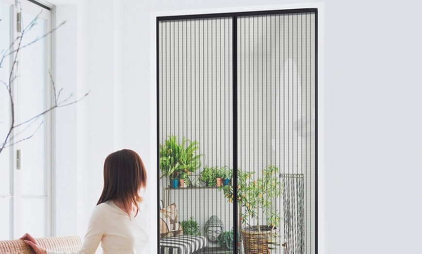 Image 4: Magnetic Door Screen Curtains