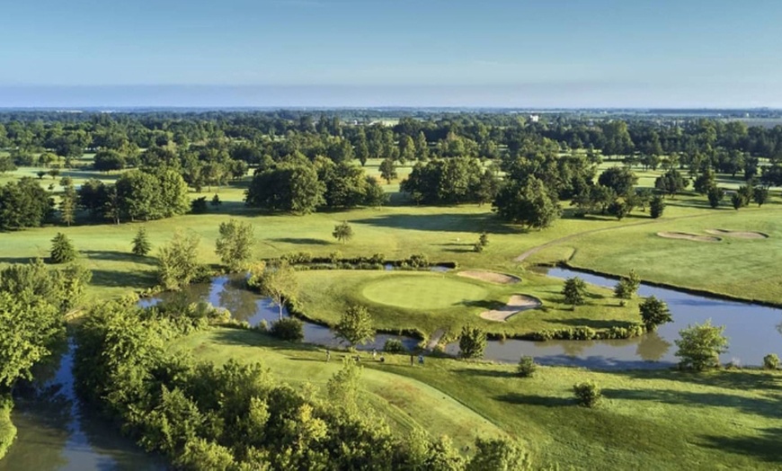 Image 3: 2h d'Initiation au golf avec burger et boisson