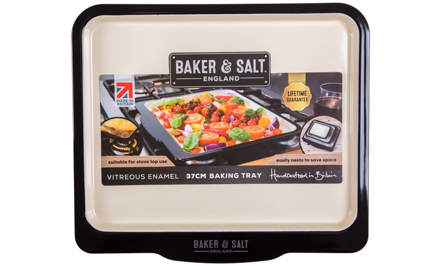 Image 9: Baker and Salt Enamel Bakeware