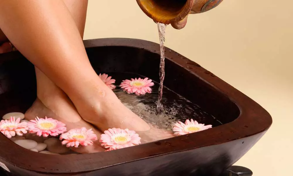 Ionic Foot Detox Bath, Red Light Therapy / Healing Foot Soak-Deluxe at Kristines Brow & Skin Bar (Up to 45% Off) - Primary Image