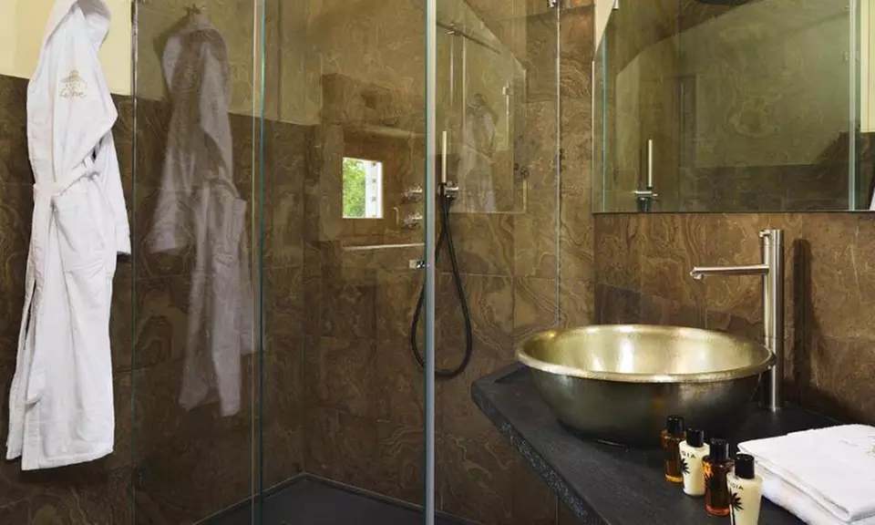 Verona: camera matrimoniale con colazione, Spa e drink di benvenuto