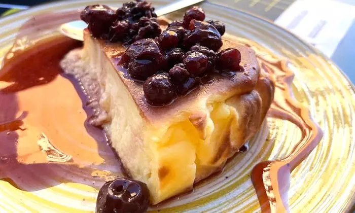 Menú venezolano para 2 o 4 con entrante, principal, postre y bebida