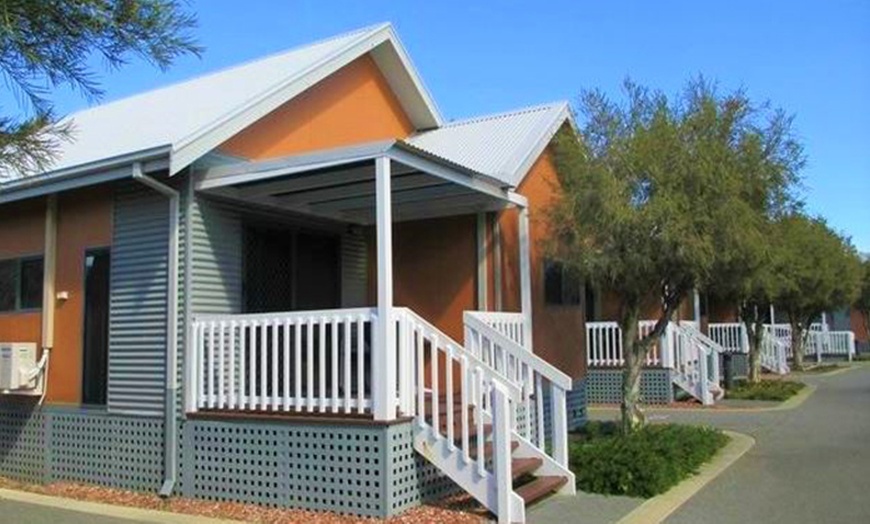 Image 6: Mandurah: 2-Night Chalet Stay for 4