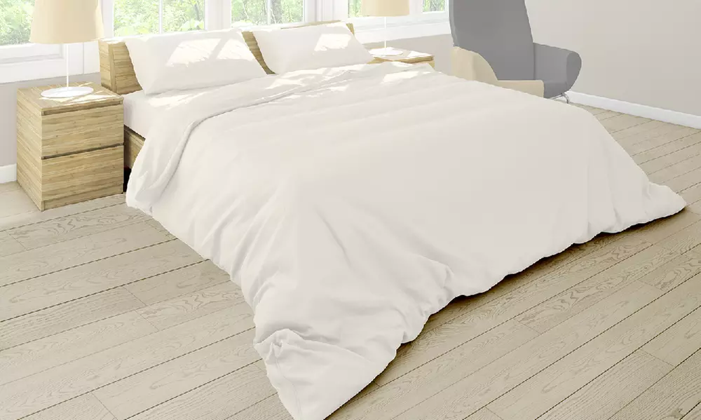 Bettwäsche-Set aus 100% Baumwolle in Weiß oder Ecru in der Größe nach Wahl - Primary Image