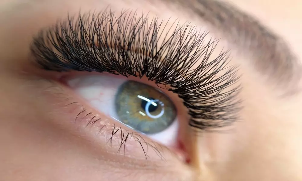 Achieve dramatic eyes with My Fabulous Lashes' 3D/4D, 5D/6D Volume and Classic Extensions - up to 60% off - Second Medium