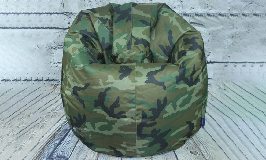 Image 3: Camouflage Bean Bags