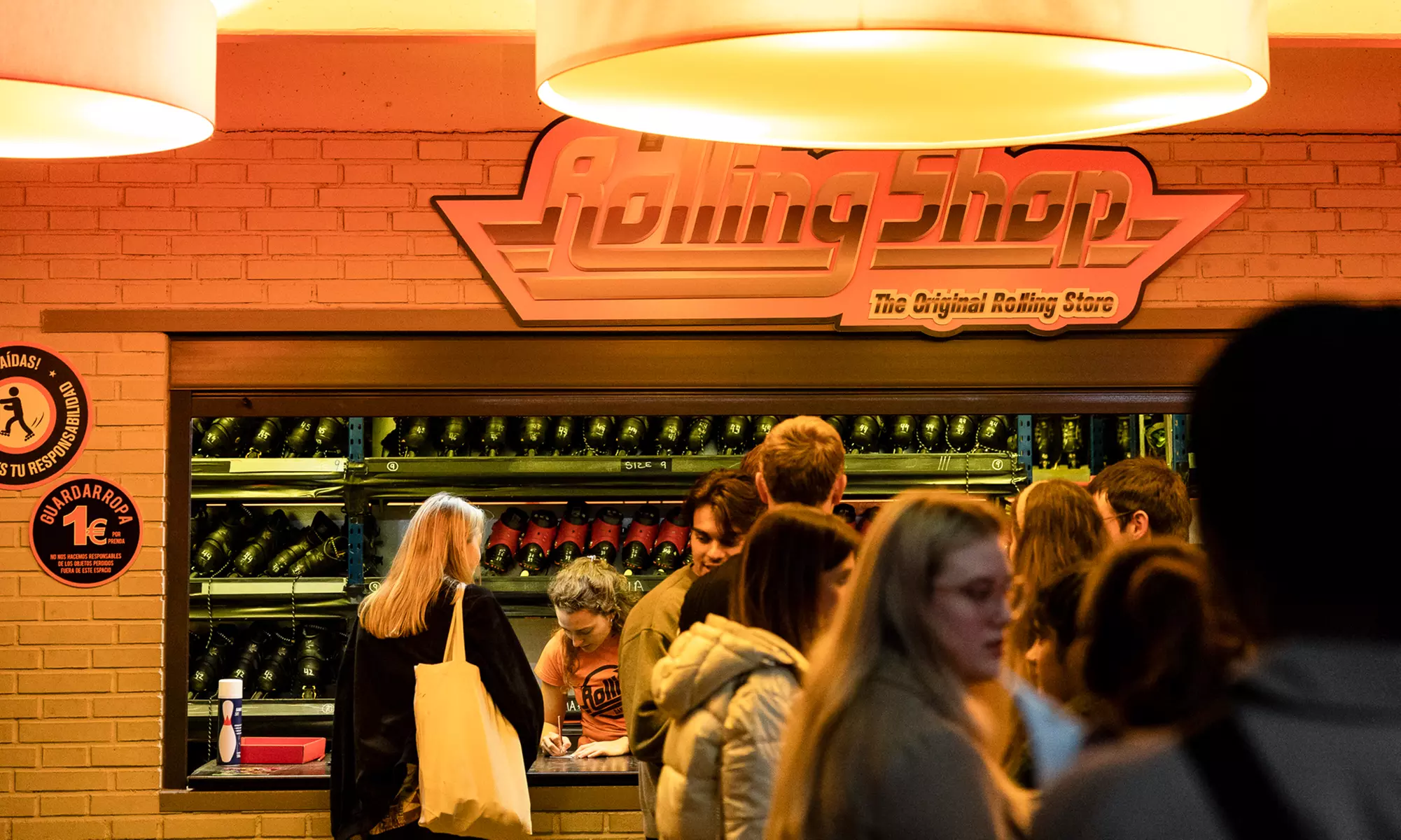 Acceso a pista con opción a menú para 2 personas en Rolling Dance