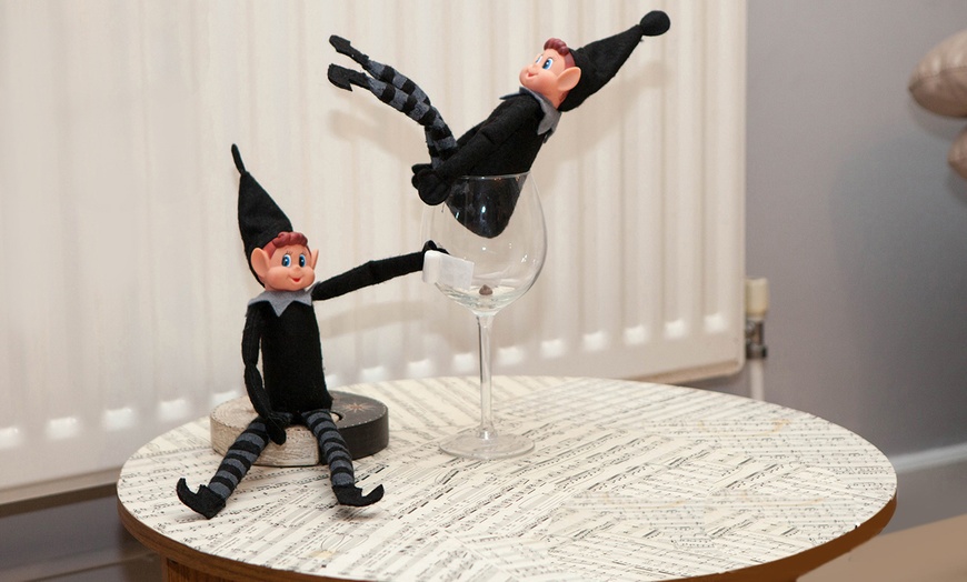 Image 2: Poseable Adult Elf Behaving Badly