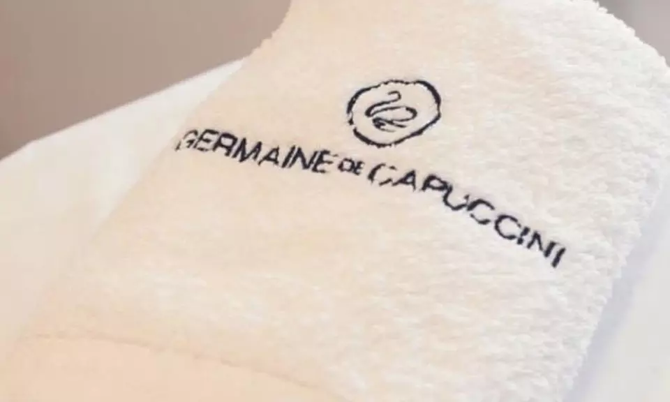 Limpieza facial y masaje corporal en Mimasthetic