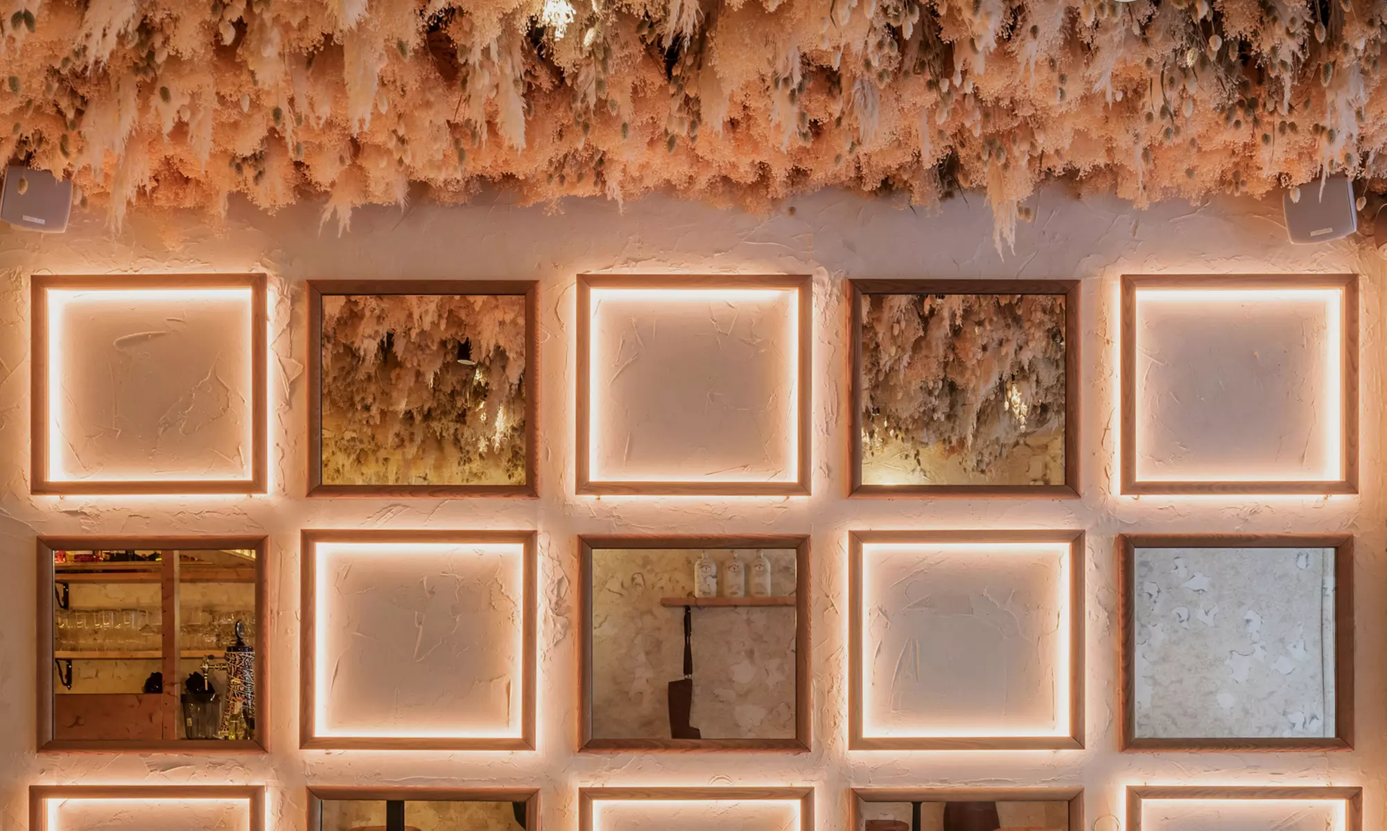 Menú mexicano para 2 o 4 personas con platos, bebidas y cócteles