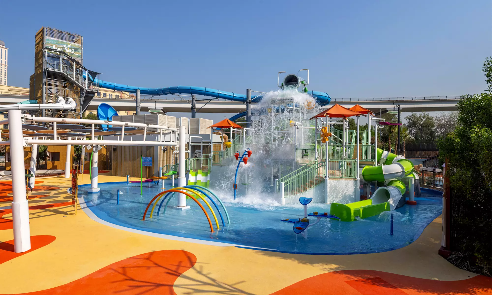 5*Dubai: One-Night Stay with Breakfast and Waterpark Access