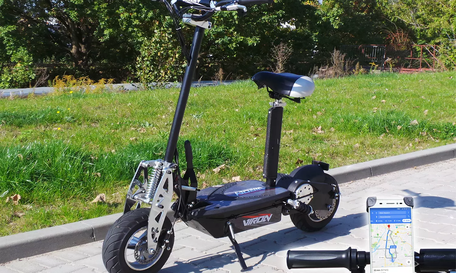 Mini scooter électrique 800 W ou 1000 W, avec support smartphone - Primary Image