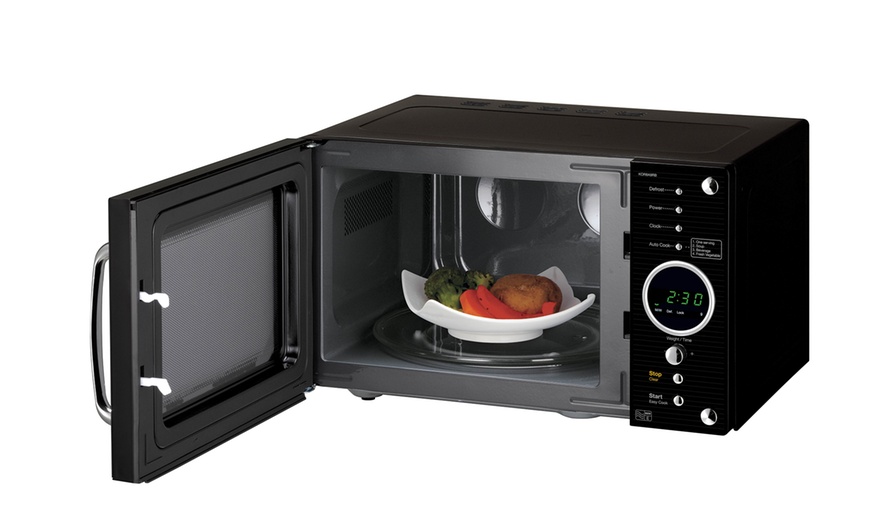 Image 14: Daewoo Retro-Style Microwave