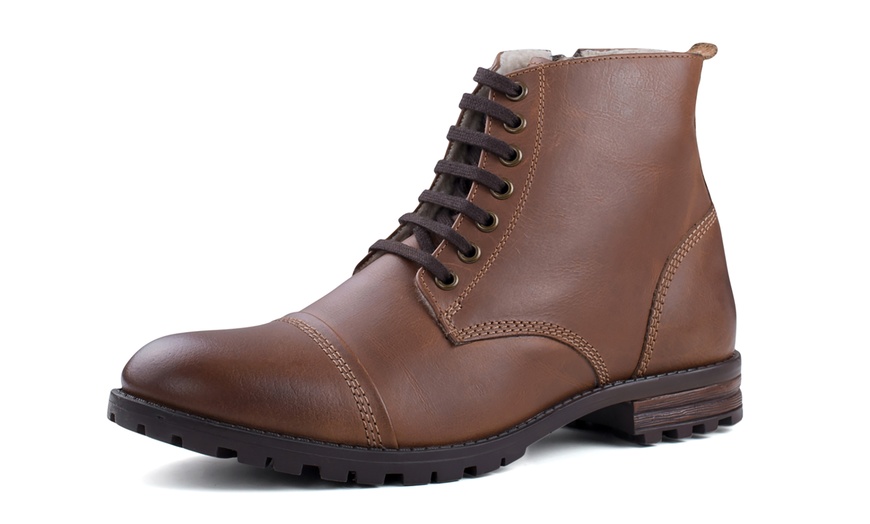 Image 11: Men's Fleece-Lined Leather Boots