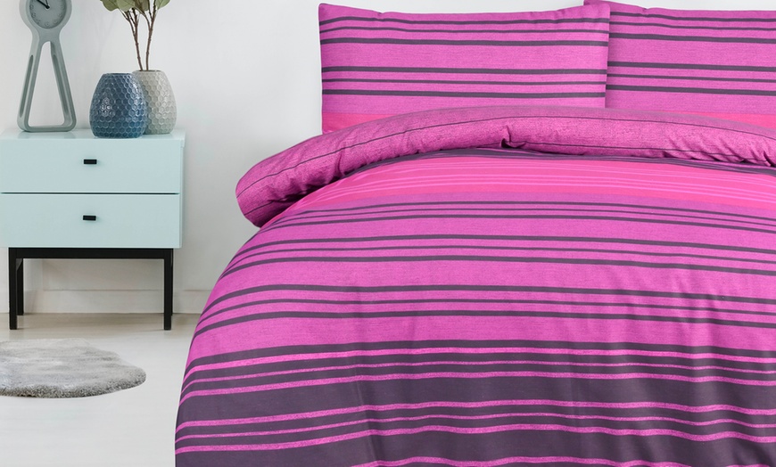 Image 10: Smart Living Reversible Textured Stripe Duvet Set 