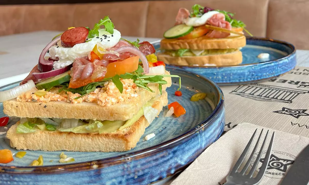 Wertgutschein über 10 € einlösbar für griechisches Frühstück