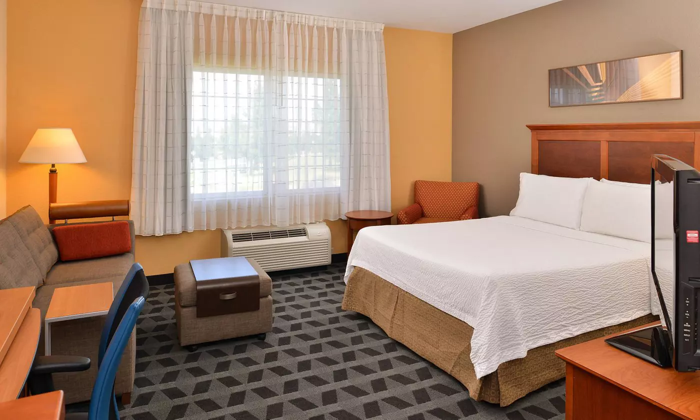 Experience comfort at TownePlace Suites Hotel by Marriott in Sacramento, CA. Book now for a delightful stay! - Primary Image
