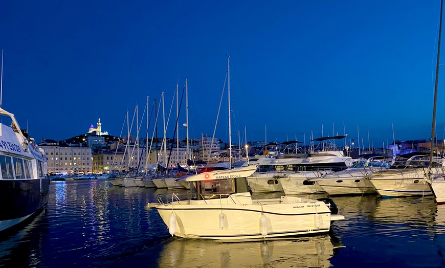 Image 2: Stage permis bateau au choix à l'École de la Marine de Plaisance