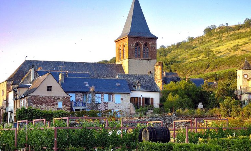 Image 1: Aveyron: 1 ou 2 nuits avec option petit-déjeuner et dîner

