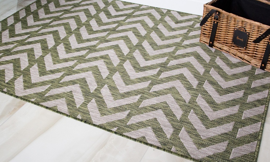 Image 7: Washable Habitat Rug