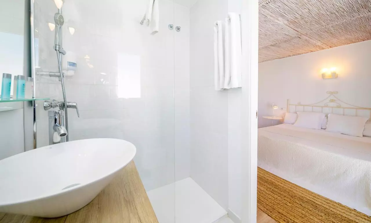 ✈ Ibiza, Estate 2026: Volo diretto più 7 notti in hotel