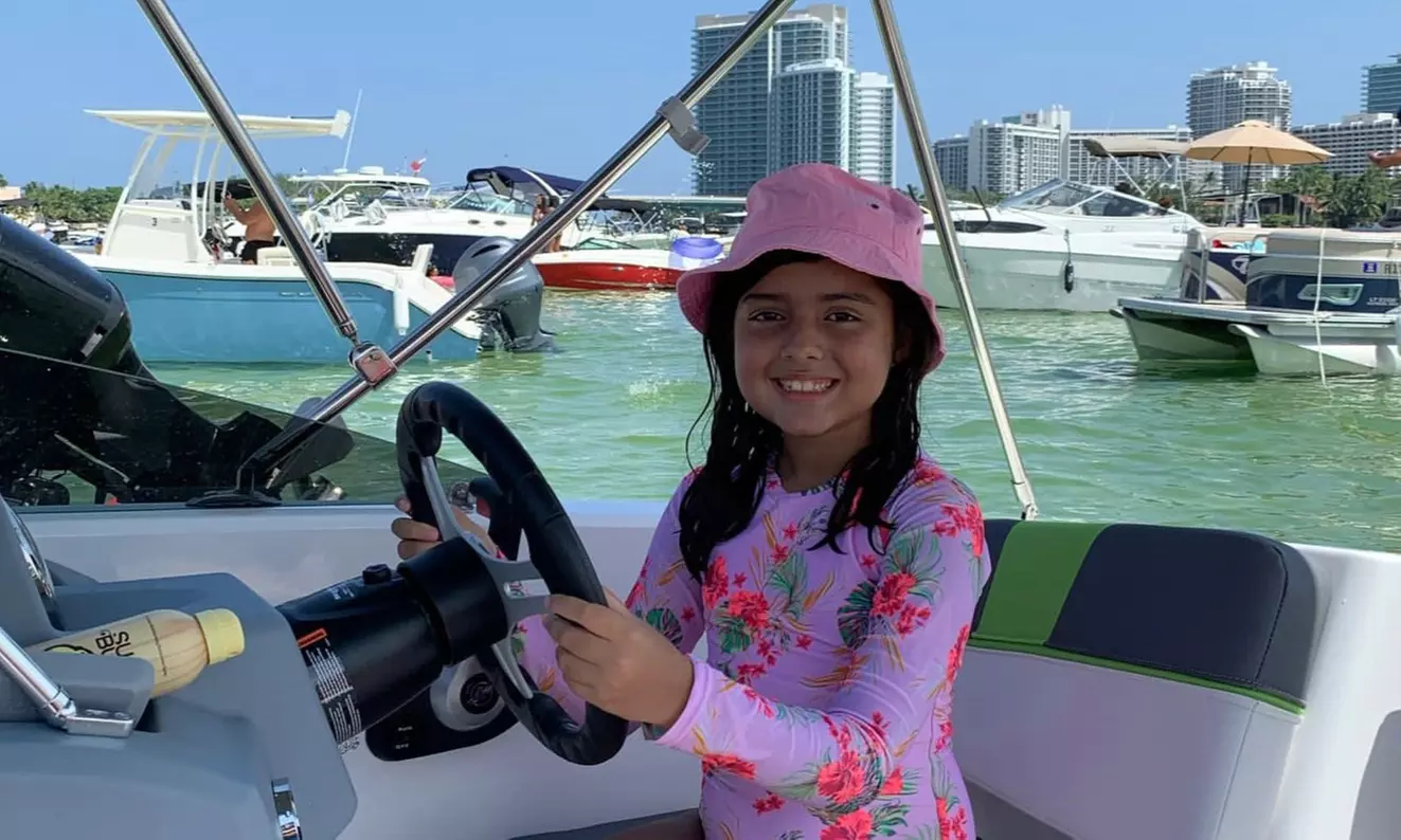 Up to 18% Off on Motorboat Rental at Water Vibes Miami - Primary Image