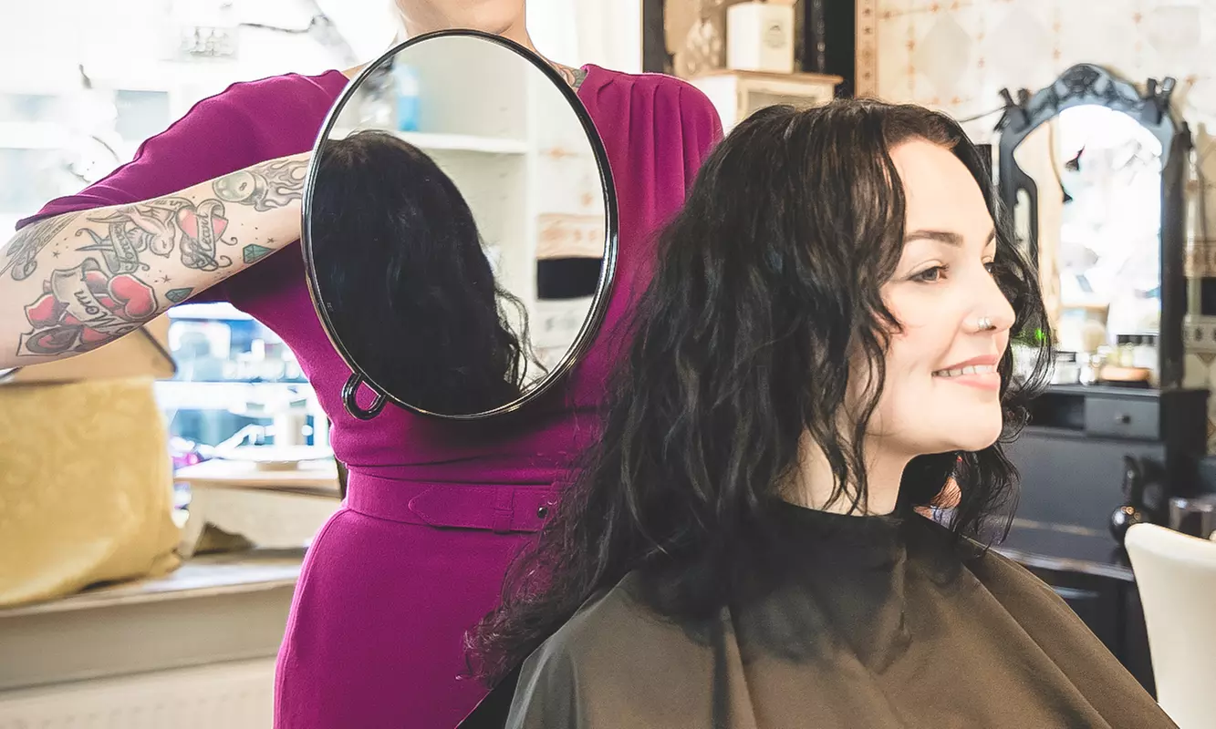 Bis zu 63% Rabatt auf den Haarschnitt – Damen bei Stand By Me Hair And Make Up - Primary Image