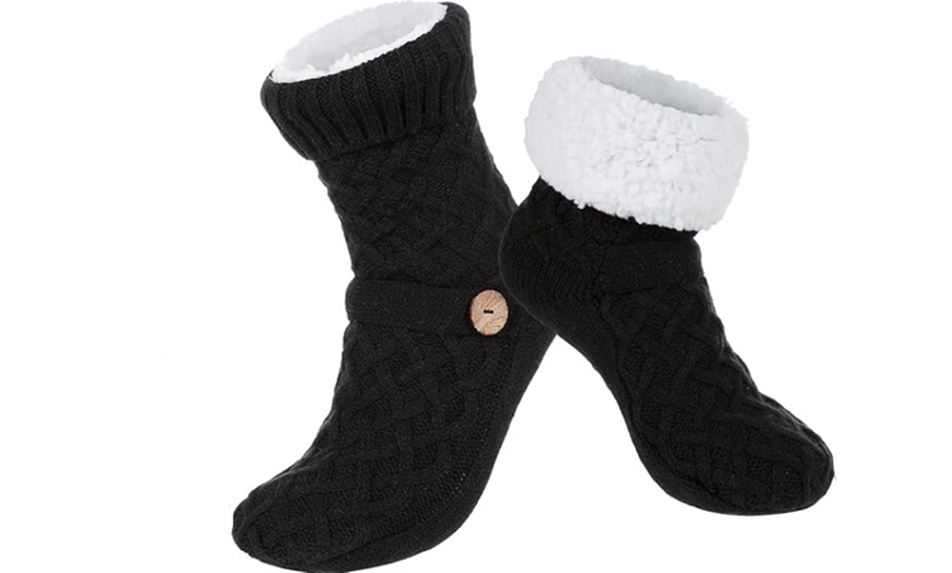 Image 4: Cozy Nights Sherpa Fleece Lined Slipper Socks