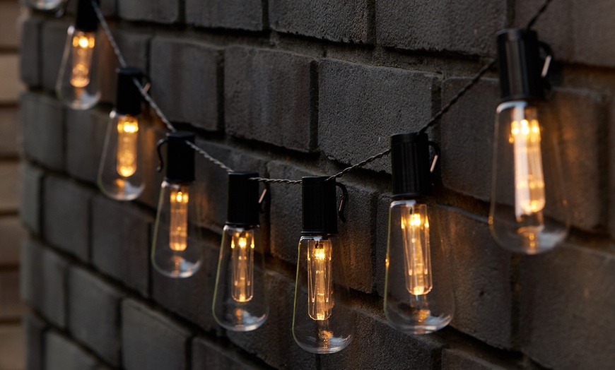 Image 1: 10, 20 or 40 LED Vintage-Style Solar Edison Bulbs