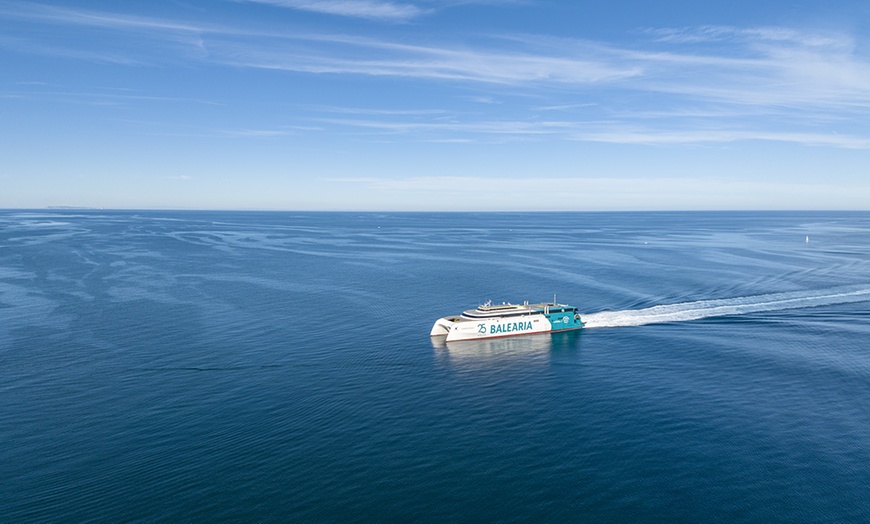 Image 15: ¡Ahorra en tu viaje en ferry en las Baleares con este descuento!