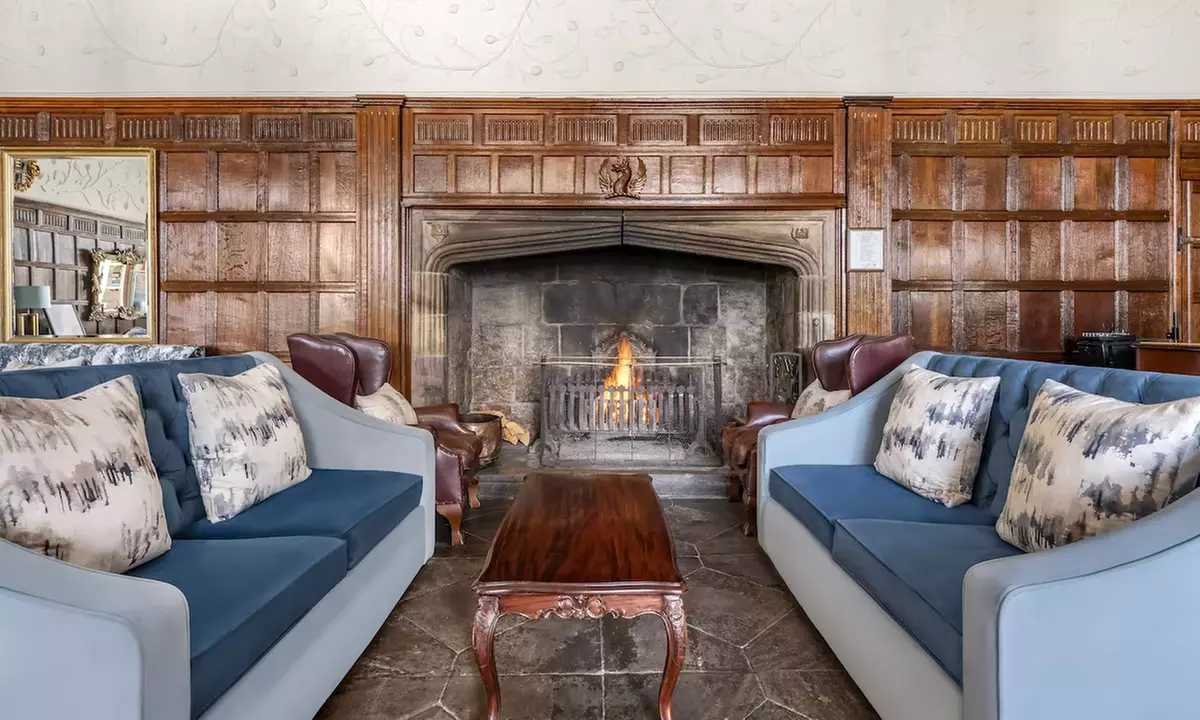 Retreat in Lancashire Countryside Resort: Overnight Stay for 1-6