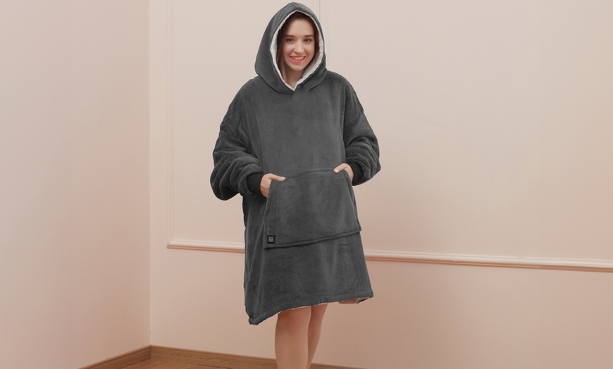 Image 3: Unisex Heated Oversized Teddy Fleece Hoodie