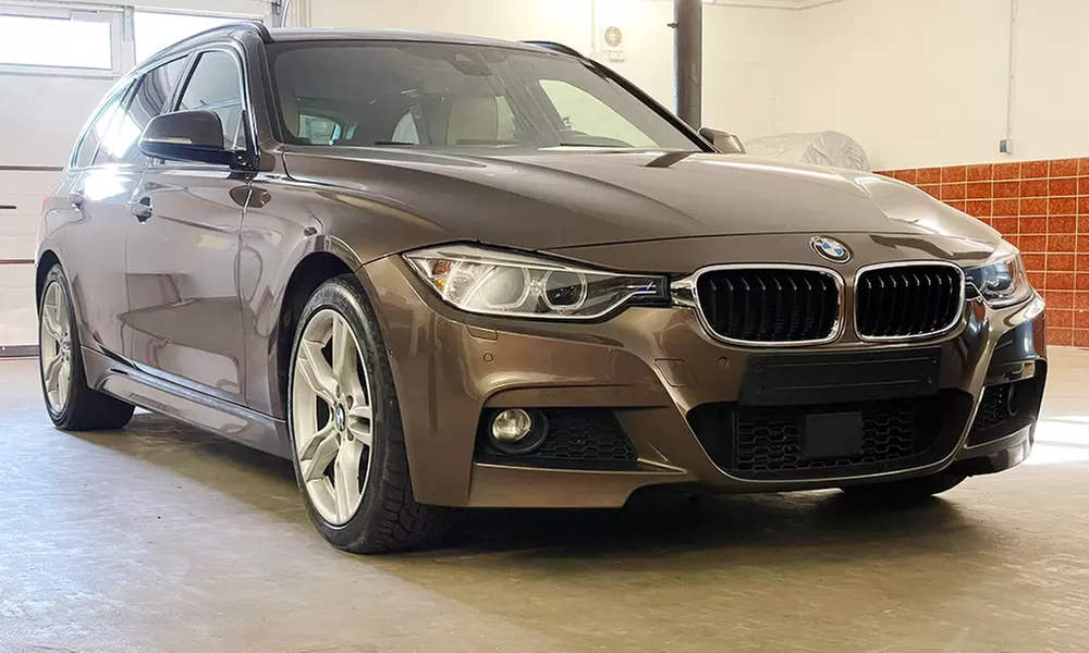 Basis, Premium oder Intensive Innen- und Außenreinigung für 1 Fahrzeug