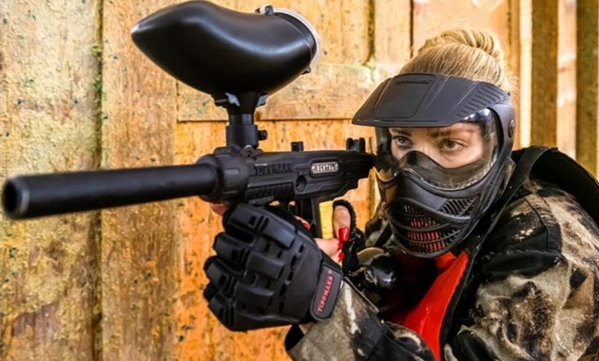 Image 1: Game of Paintball with 150 Balls