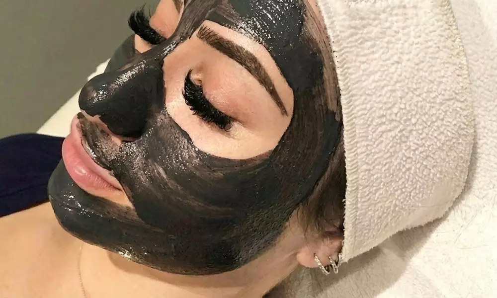 Luxury Carbon Facial – Black Beauty Glow for Radiant, Spotless Skin