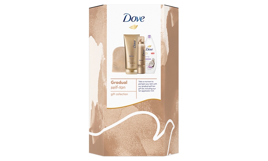 Image 5: Coffret-cadeau autobronzant graduel Dove