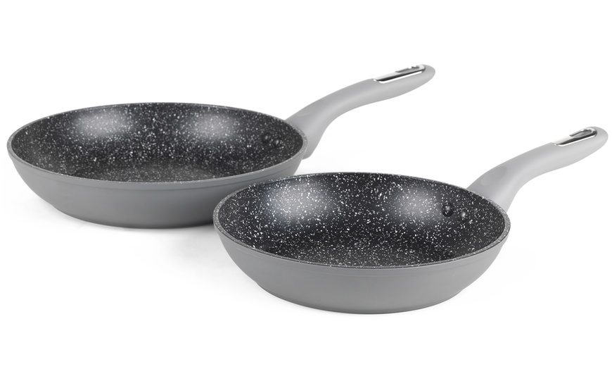 Image 3: Salter Two-Piece Fry Pan Set