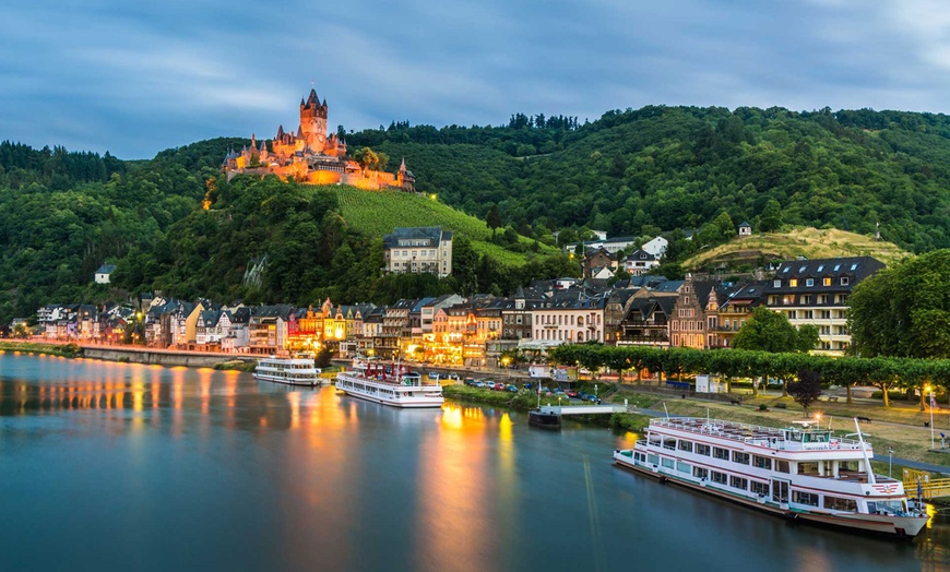 Image 2: Cochem: 2-3 Nächte inkl. Frühstück, Wein und Bootsrundfahrt