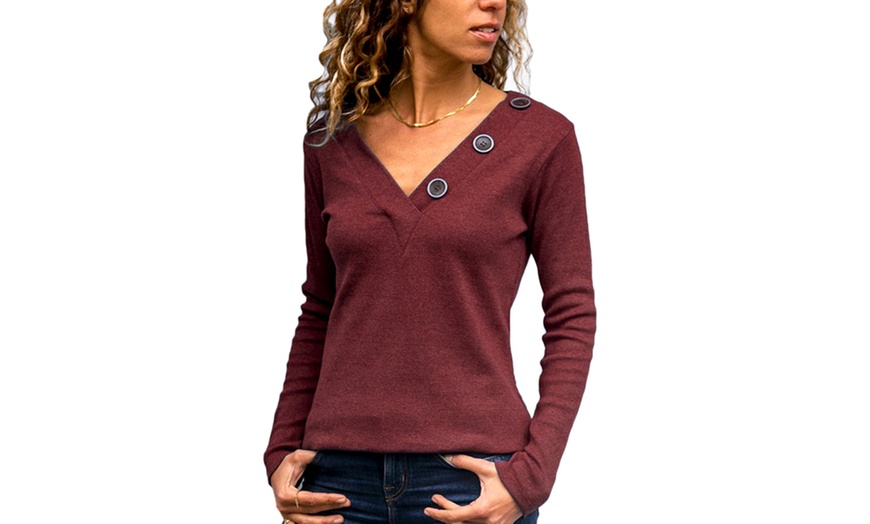 Image 7: Women's Knitted V-Neck Sweater