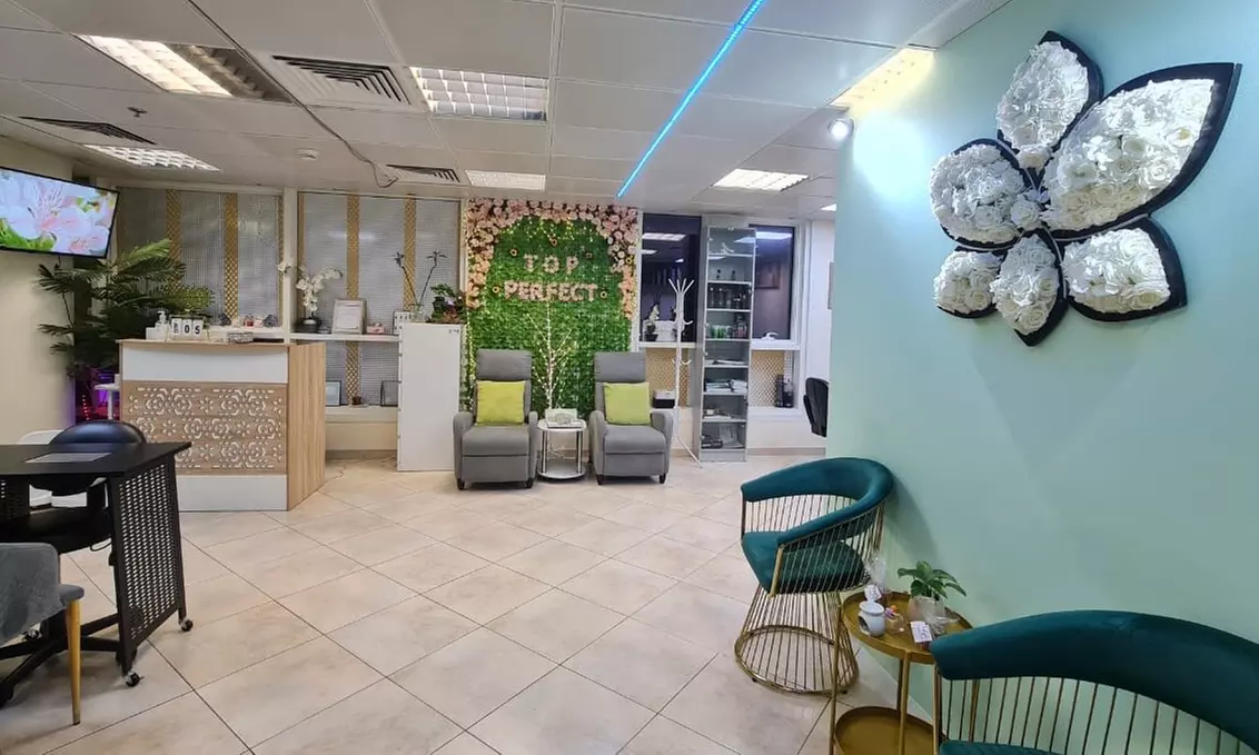 Enjoy a 60 Minute Hydra Facial with Blow Dry or Manicure & Pedicure