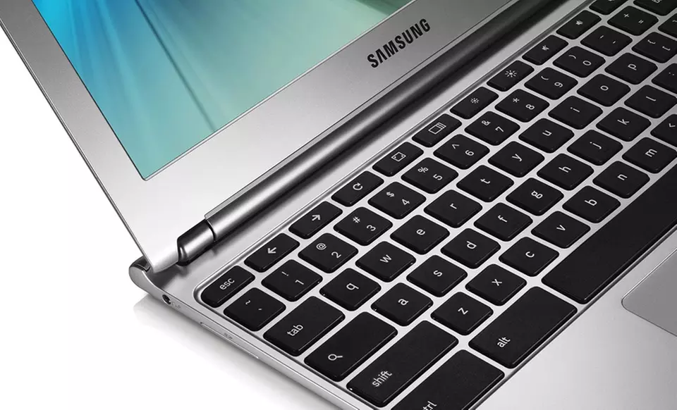 Samsung 11.6" Chromebook with Exynos 5250 Processor, 2GB RAM, and 16GB SSD (Refurbished) - Second Medium