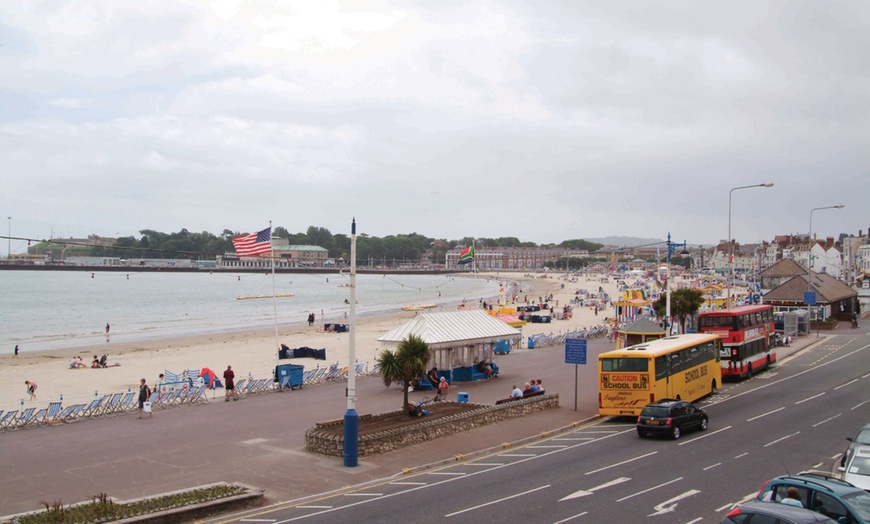 Image 21: Weymouth: Standard Double or Twin Room with Breakfast