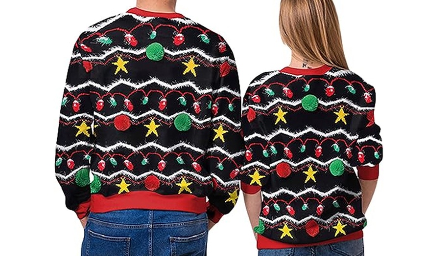 Image 10: Unisex Christmas Print Sweatshirt