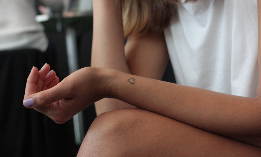 Image 7: 1 o 2 tatuajes en Ana Microtattoo