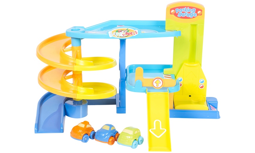 Image 2: Garage Toy Set with Cars