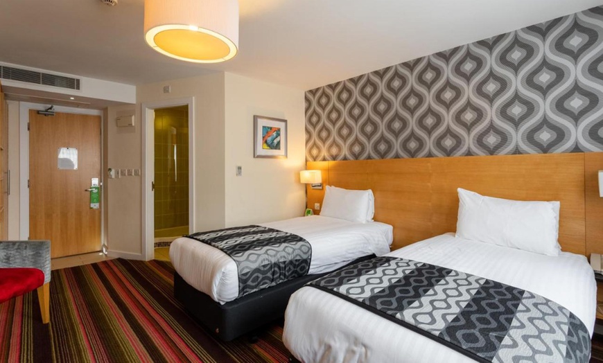 Image 5: Newcastle: Standard Double Room with Breakfast, Late checkout, & More