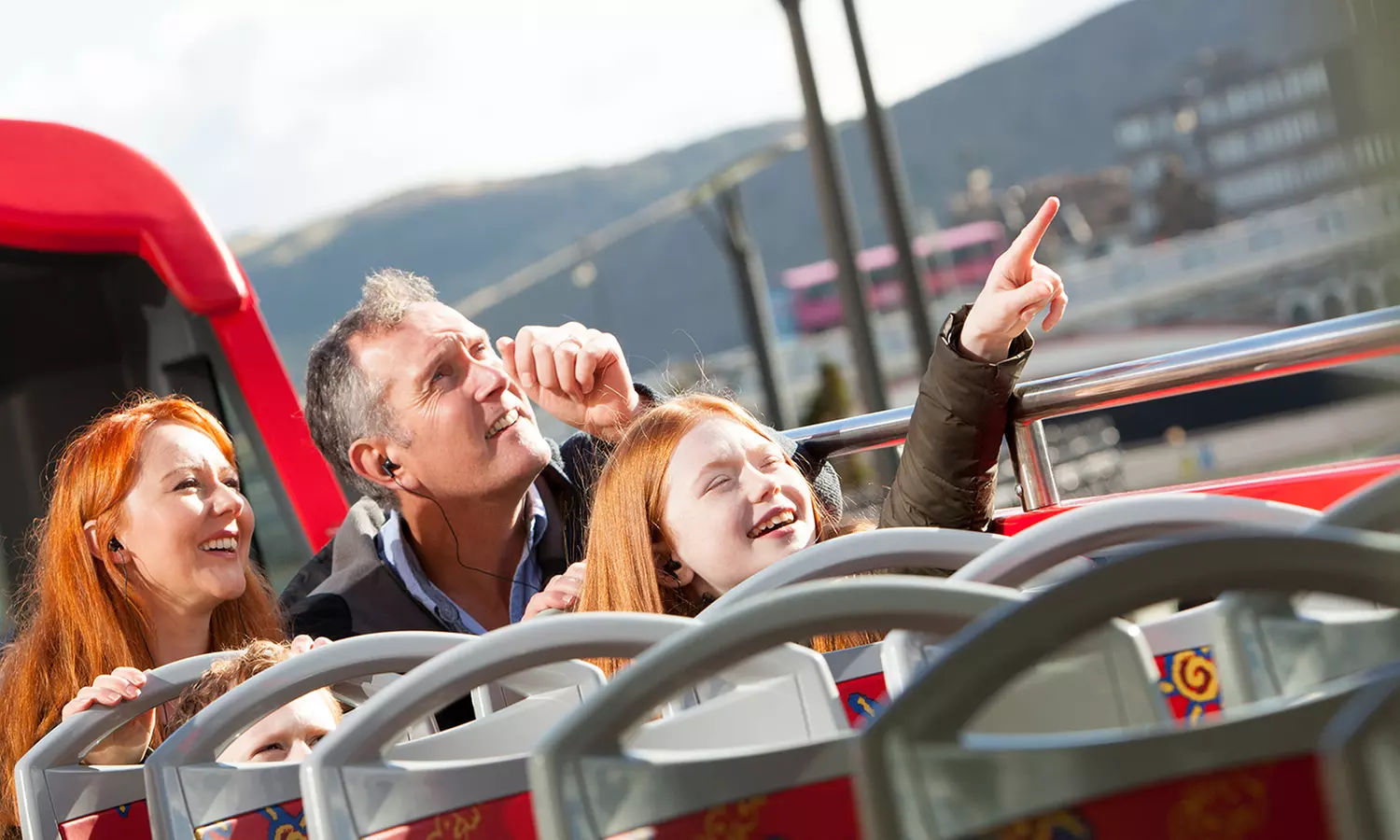 Hop On Hop Off Tour - Edinburgh at City Sightseeing
