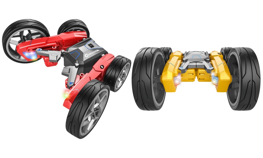 Image 1: 360-Degree Rotating Stunt Toy Car