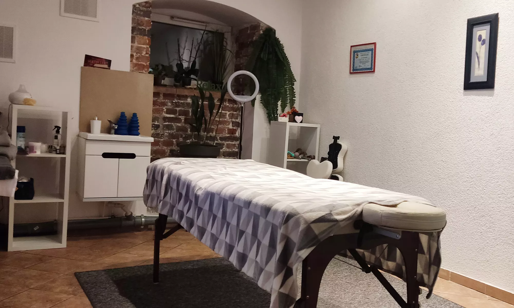 Odnajdź ulgę i harmonię – wybrany masaż dla 1 osoby: relaksacyjny, lomi lomi, masaż nóg i więcej (do -46%) - Second Medium