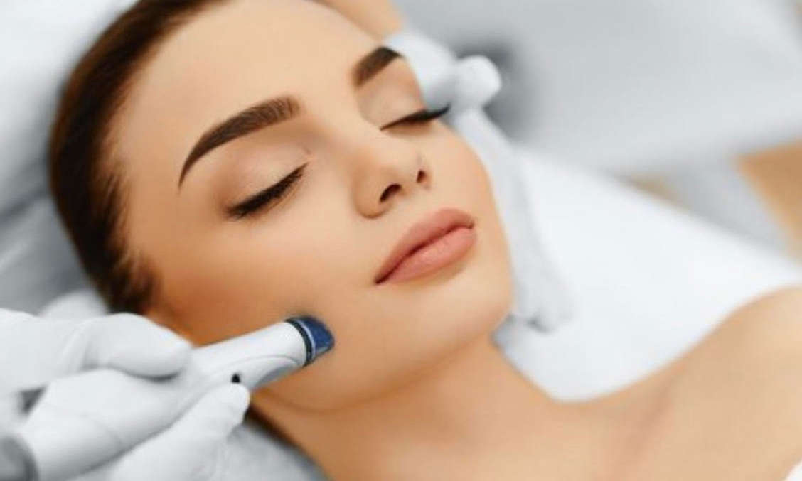 Enjoy Microneedling with a Year of Spa Membership